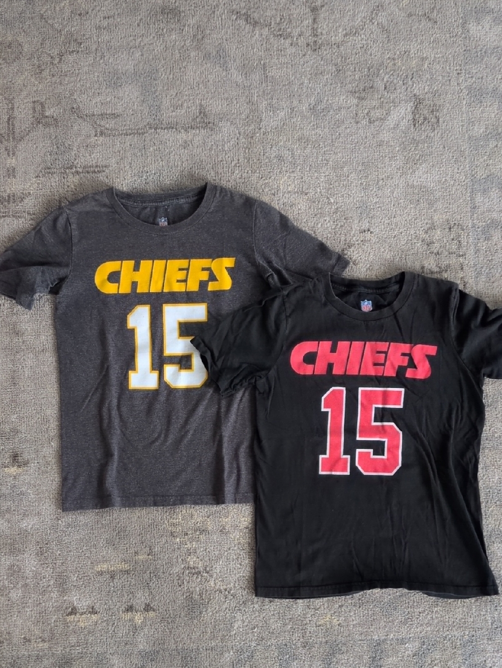 NFL KC Chiefs Kids' Mahomes '15' Tshirt Pair
